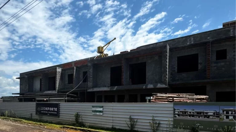 Imagem Duplex à venda em Torres, Igra Sul, com 2 quartos, 101,24m²