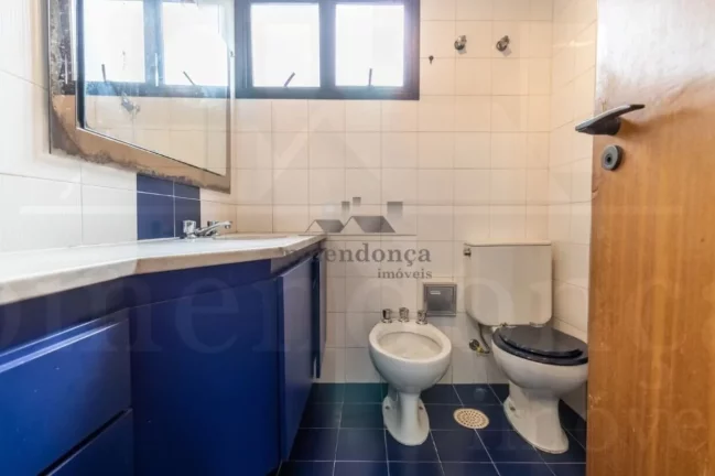 Imagem Apartamento à venda em Higienópolis com 4 suítes e 4 vagas, 246,62m².
