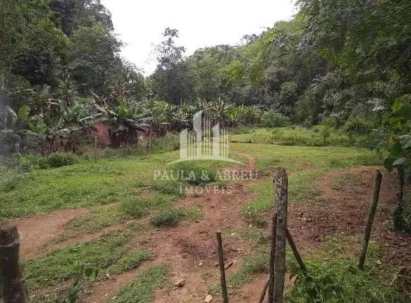 Imagem Chácara 13.000m², 6.000 Limpo, 2 Dorms 1 Suíte, Cachoeira pequena, Lago com peixe, Murada, Baia, Canil, 100 pés de Banana em Santa Rita do Ribeira, Miracatu-SP