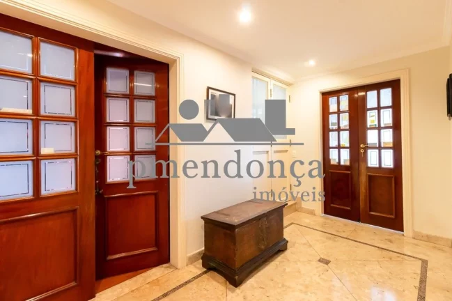 Imagem Maravilhosa Cobertura Duplex em Higienópolis com 580m², 4 suítes e 5 vagas.