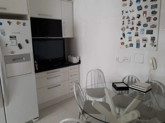 Imagem Apartamento 187M², 3Q, 2 Suítes, 3 Salas, 3 Vagas, Dependência Completa de Serviços, Piscina, Piscina Infantil, Academia, Brinquedoteca, Área Verde.
