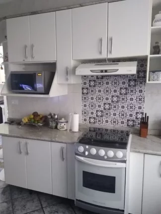 Imagem Sobrado com 2 dormitórios à venda, 205 m² por R$ 850.000,00 - Vila Perreli - Poá/SP