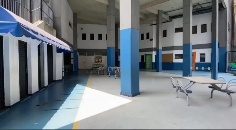 Imagem Prédio para Venda em São Paulo / SP no bairro Vila Gomes