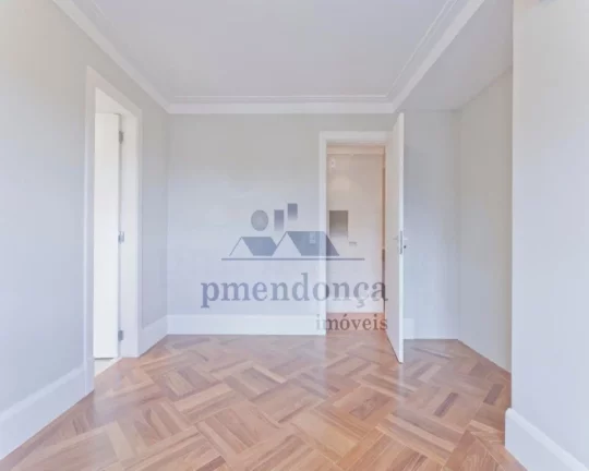 Imagem Apartamento Duplex reformado na rua Alagoas, 285 m2