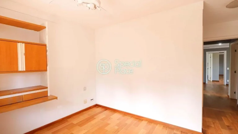 Imagem Excelente apartamento com 140mÂ² na Vila Andrade, Morumbi. Amplo living com lareira e terraÃ§o espaÃ...