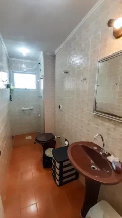 Imagem Pitangueiras - Uma quadra do mar - 120 m² úteis - Garagem.