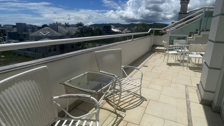 Imagem Cobertura com Piscina Privativa e Vista Mar em Jurerê Internacional