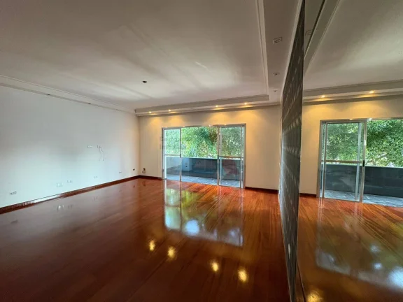 Imagem Centro de Santo André – Apê reformado com 4 dorms e 160m² de