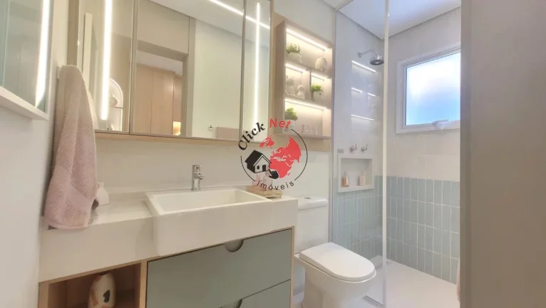 Imagem Apartamento à Venda a 1 quadra da praia no bairro Embaré em Santos