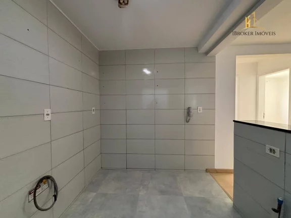 Imagem Apartamento com 2 quartos à venda, 44 m² por R$ 249.000 - Santa Cândida - Curitiba/PR