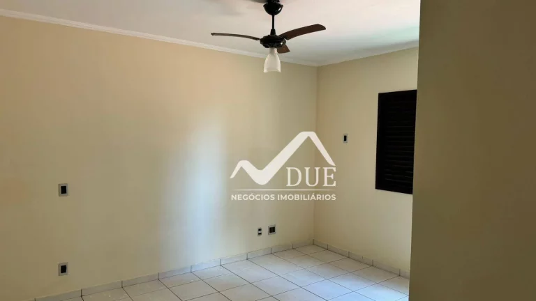 Imagem Apartamento com 3 quartos a 1/2 quadra da praia à venda, 210 m² por R$ 1.810.000 - Embaré - Santos/SP