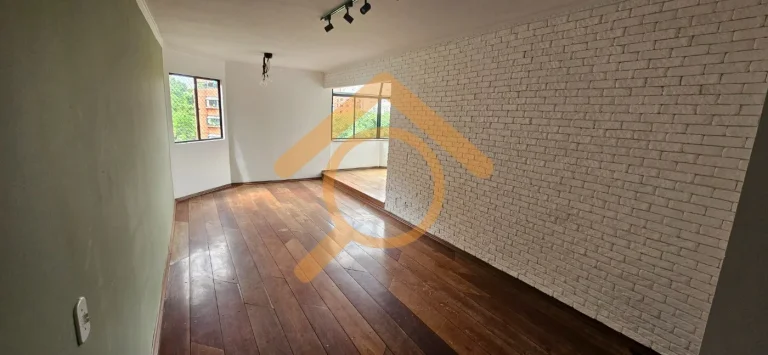 Imagem Apartamento de Luxo no Jardim Marajoara: 4 Quartos, 1 Suíte, 2 Salas, 3 Banheiros, 2 Vagas de Garagem, 116m² de Puro Conforto em São Paulo-SP!