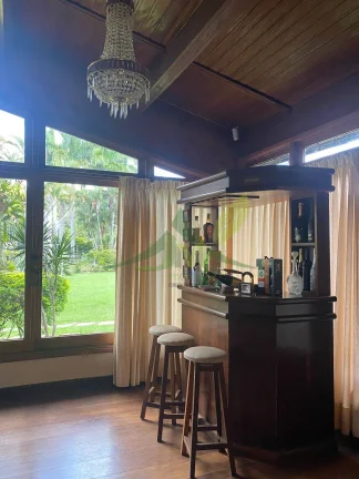 Imagem Residência à Venda na Vila Santista: Elegância, Conforto e Privacidade