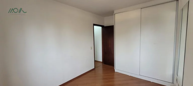 Imagem Alugo Apartamento (com vaga de garagem), no centro de Curitiba - EXCELENTE localização