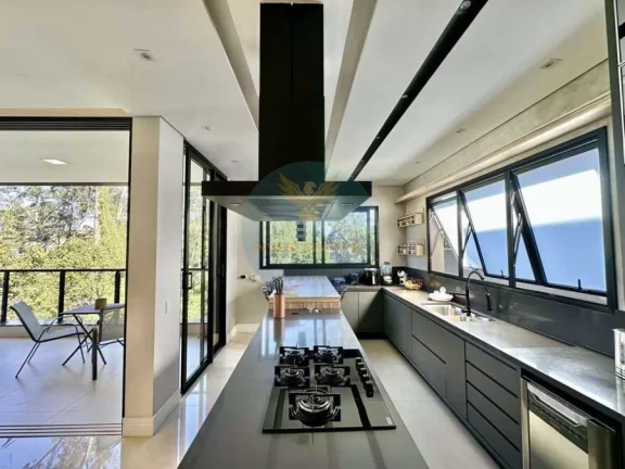 Imagem Casa Alto Padrão a Venda no bairro Granja Viana - Cotia, SP