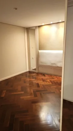 Imagem Apartamento em perdizes com 4 Suítes e 3 Vagas de Garagem. Edifício com Portaria 24hs