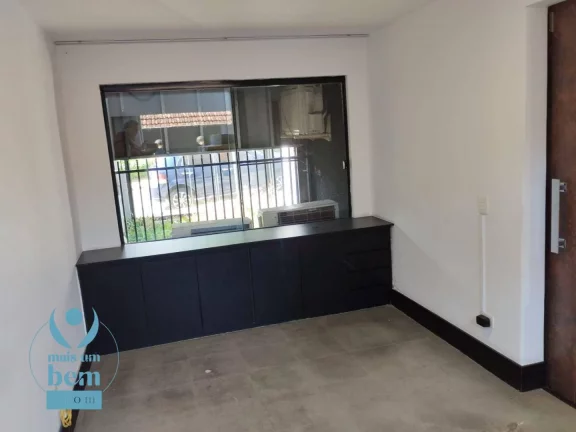 Imagem Sobrado semimobiliado para uso comercial com 150 m² à venda por R$ 749.000 - Mercês - Curitiba/PR