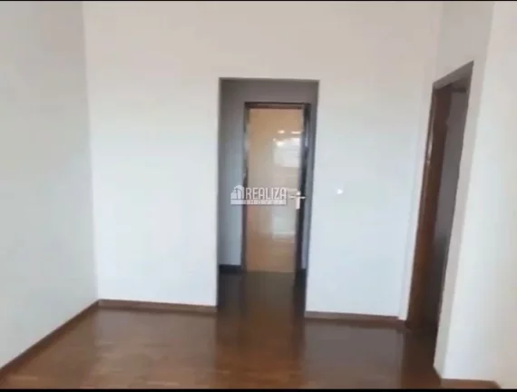 Imagem Apartamento à venda no Condomínio Edificio Marajoara, no Centro de Uberaba