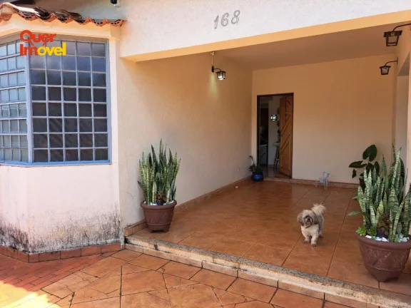 Imagem Casa à venda no Jardim Recreio, Ribeirão Preto-SP: 3 quartos, 3 suítes, 5 salas, 4 banheiros, 5 vagas, 450m². Quer Imóvel Negócios Imobiliários.
