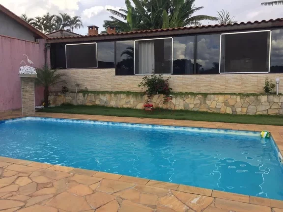 Imagem Chácara com 4 dormitórios à venda, 1050 m² por R$ 900.000,00 - Varinhas - Mogi das Cruzes/SP