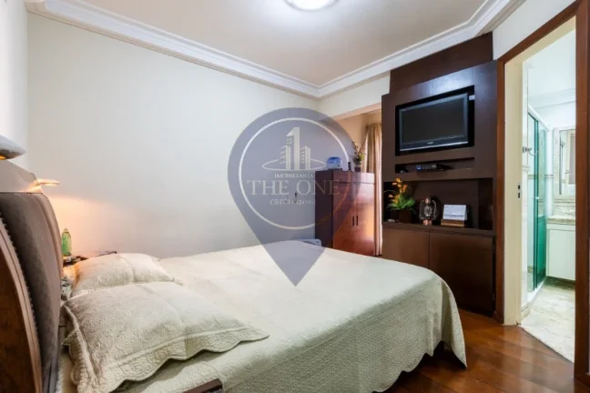 Imagem Apartamento à venda em Indianópolis, São Paulo-SP 3 quartos, 1 suíte, 2 salas, 4 banheiros, 2 vagas de garagem 120m² de área