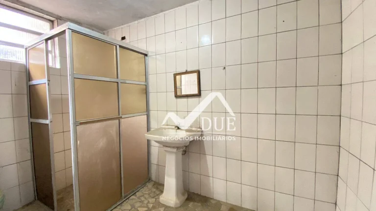 Imagem Galpão, 255 m² - venda por R$ 2.000.000 ou aluguel por R$ 9.000/mês - Estuário - Santos/SP