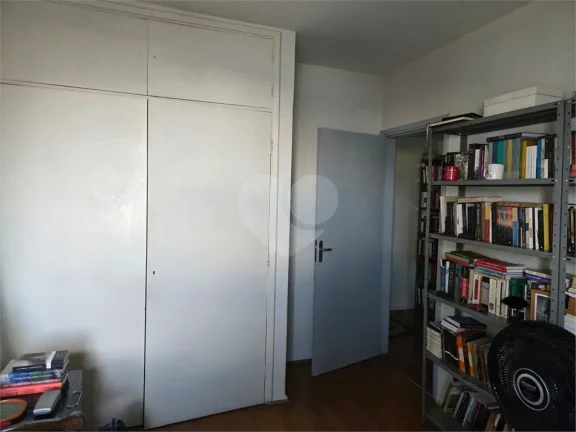 Imagem Apartamento à venda com 2 quartos no condomínio Sumarezinho, São Paulo - SP