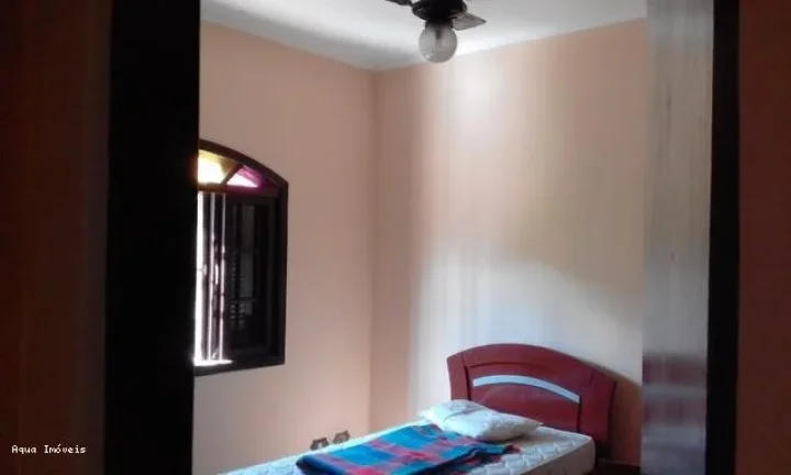 Imagem Casa para Venda em Peruíbe, Vila Romar, 3 dormitórios, 1 suíte, 1 banheiro, 2 vagas