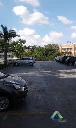 Imagem Ótimo apartamento com 2 dormitórios , 2 salões de festa com ótima localização.