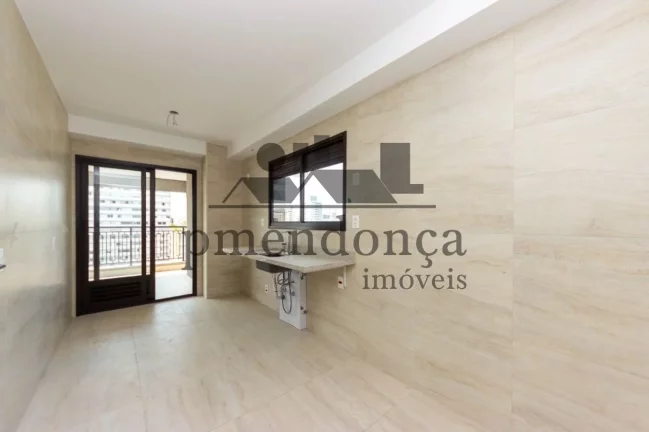 Imagem Alto Padrão em Perdizes Nobre com 3 suítes e 3 vagas, 174m².