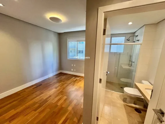 Imagem Apartamento de luxo em Moema, São Paulo-SP: 3 quartos, 3 suítes, 1 sala, 3 vagas, 226m² de puro conforto!