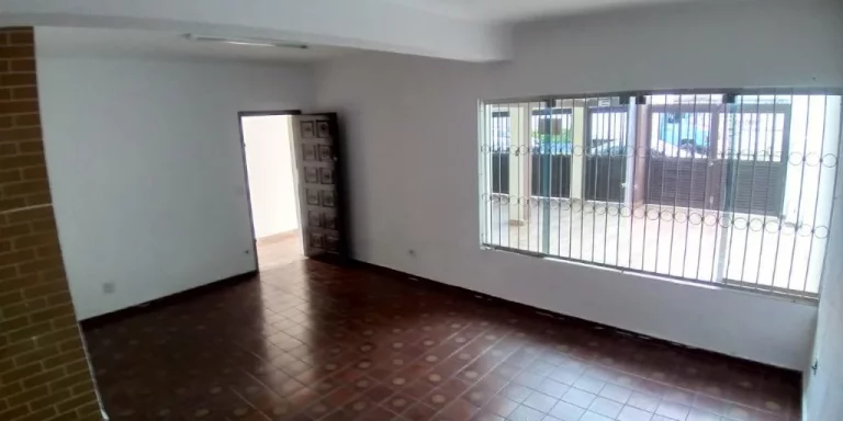 Imagem Sobrado com 4 dormitórios à venda, 212 m² por R$ 1.100.000,00 - Centro - Suzano/SP