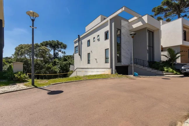 Imagem Terreno Exclusivo Condomínio Pine Hill: Ideal para seu Projeto dos Sonhos