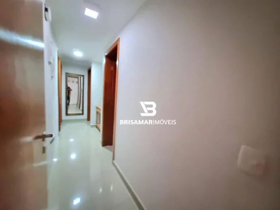 Imagem PITANGUEIRAS- LINDO APARTAMENTO TOTALMENTE REFORMADO E DECORADO , 02 VAGAS DE GARAGEM , UMA QUADRA MAR.