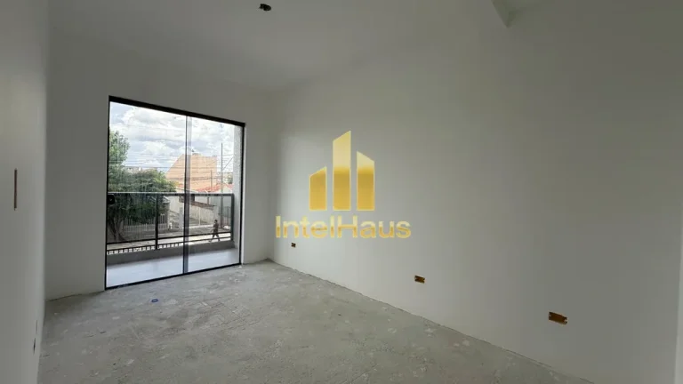 Imagem Sobrado novo em condomínio no Alto Boqueirão, com aproximadamente 88 m² privativos, distribuídos...