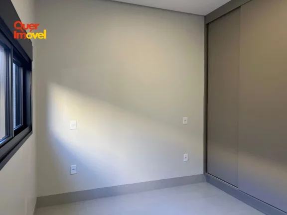 Imagem Oportunidade única! Casa em condomínio com 3 quartos e 3 suítes na Vila do Golf, Ribeirão Preto-SP. 4 vagas de garagem e 196m² de área. Quer Imóvel Negócios Imobiliários!