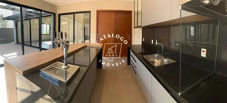 Imagem Casa em Condomínio a Venda no bairro Residencial e Empresarial Alphaville - Ribeirão Preto, SP