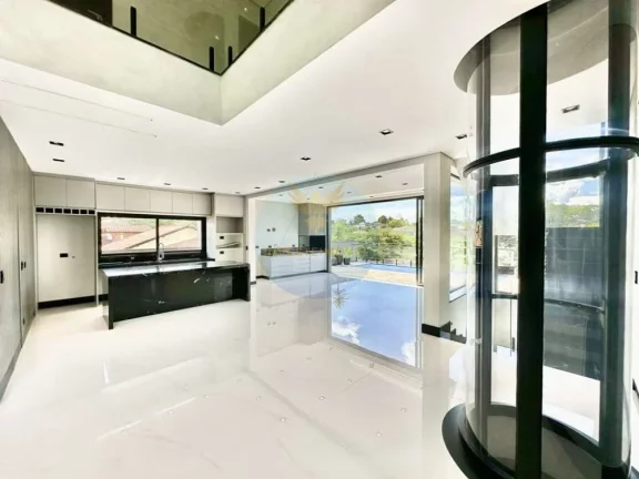 Imagem Casa Alto Padrão a Venda no bairro Granja Viana - Cotia, SP