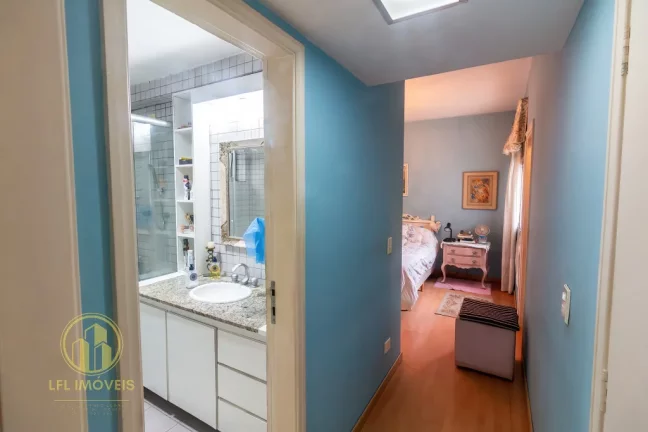 Imagem Amplo Apartamento à Venda: 3 dormitórios sendo 1 suíte , 1 vaga. Av. Nove de Julho, Jardim Paulista