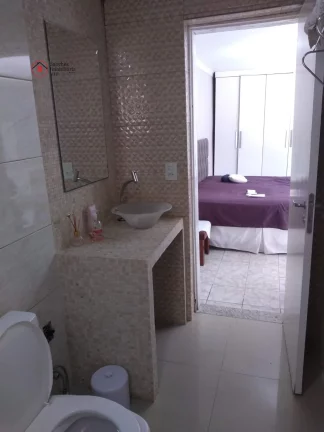 Imagem SOBRADO 108m Construída 208m Terreno 02 imóveis na mesma escritura Casa 01 01 Varanda 02 Dormt sendo 01 suíte 01 Salas de TV Estar Jantar 01 Cozi