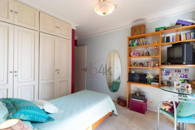 Imagem Apartamento com 4 dormitórios e 3 vagas à venda no Campo Belo