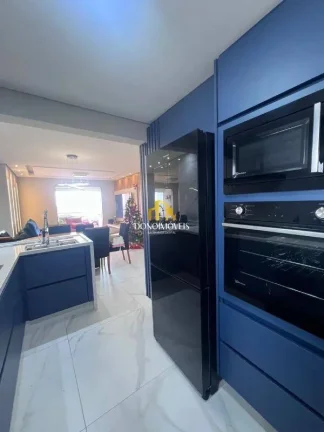 Imagem Apartamento Reformado no Condomínio Code - 3 Dormitórios, Andar Alto, Pronto para Morar