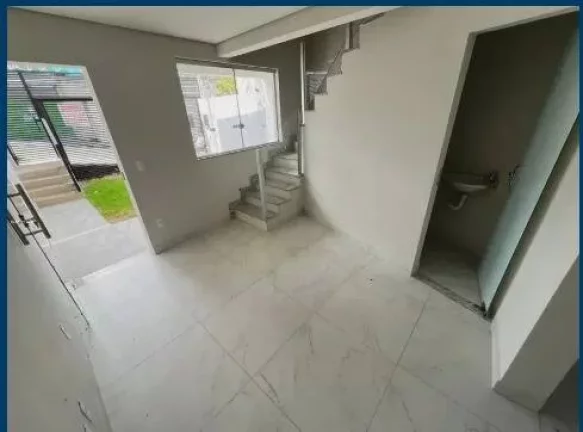 Imagem Casa geminada, 2 quartos - Céu Azul