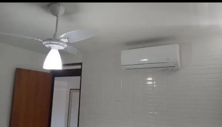 Imagem Apartamento Moderno e Funcional a 200m da Praia – Conforto e Sofisticação no Acrux Residence