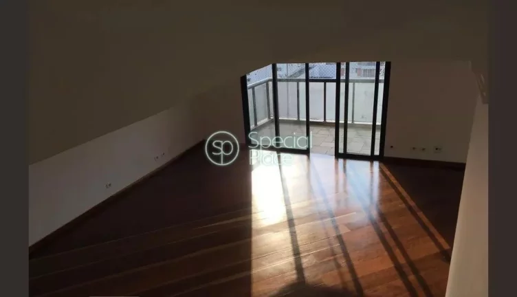 Imagem Maravilhosa cobertura duplex bem próxima à Av. Paulista. Com uma vista estonteante, o terraço, co...