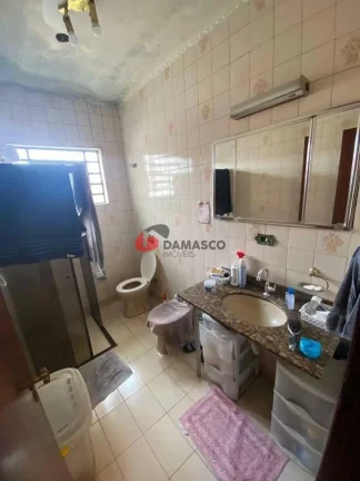 Imagem Sobrado à venda 3 Quartos, 1 Suite, 2 Vagas, 320M², Campestre, Santo André - SP