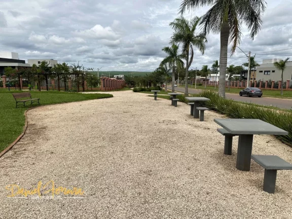 Imagem Lote à venda totalmente plano, murado no Condomínio Le Jardin