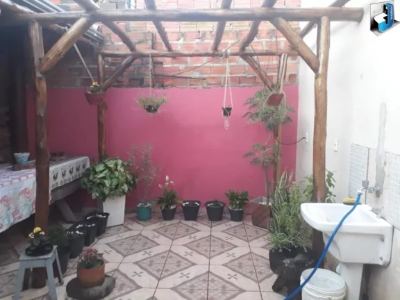 Imagem Casa a venda no Bairro Residencial Donato Flores - Tatuí/SP.