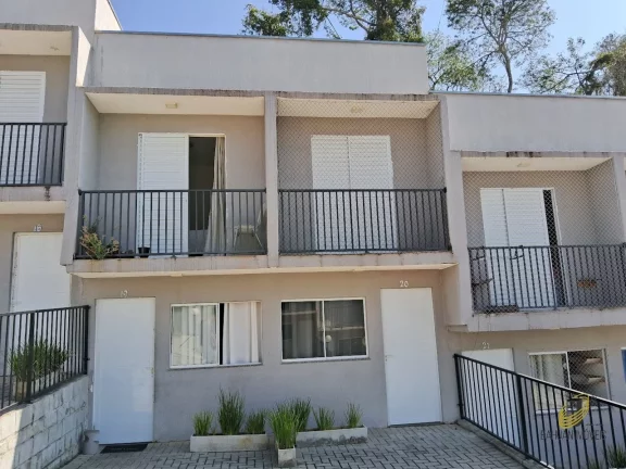 Imperdível oportunidade: Casa à venda em Cotia-SP, bairro Graça, 2 quartos, 1 banheiro, 1 vaga de garagem, 50m²!