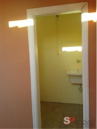 Imagem Sobrado Vila Regente Feijo - 3 dormitorios - 2 Salas - Banheiro e Lavabo - Quintal - 1 Vaga.
